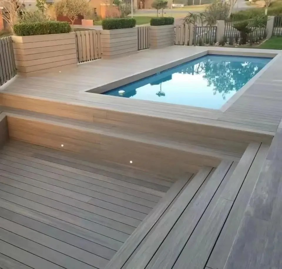 swimming pool deck ideas​